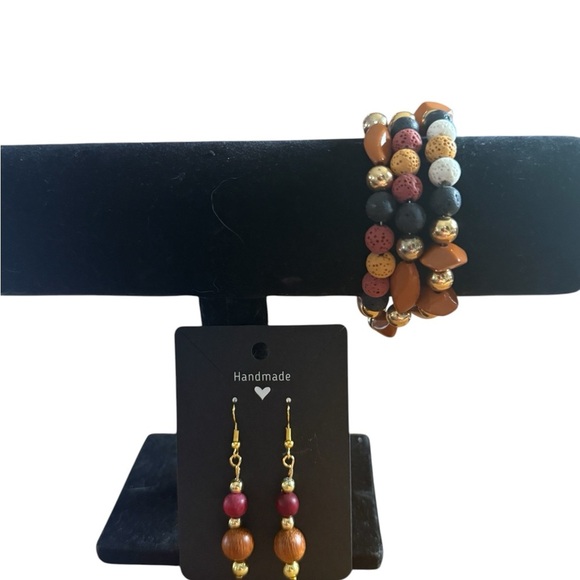 Brown and Gold Beaded Bracelets Jewelry - Picture 8 of 8